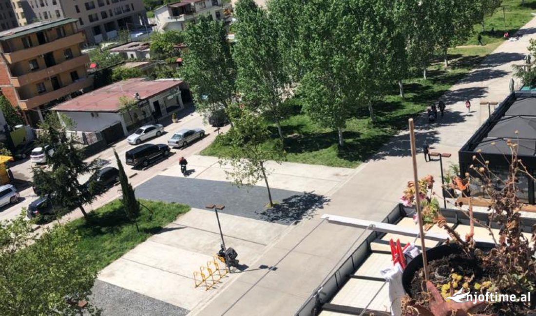 Shtepi me qera Apartament ne Tirane, 1+1, Mobilimi Pjeserisht e mobiluar, Pagesa 500  Euro.