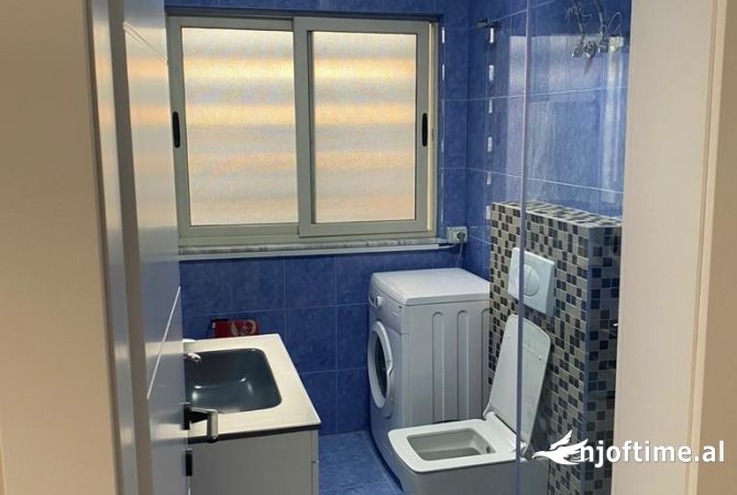 Shtepi me qera Apartament ne Tirane, 1+1, Mobilimi E mobiluar, Pagesa 500  Euro.