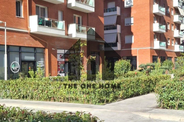 Ambient biznesi me qera 4+1 ne Tirane - 850 Euro