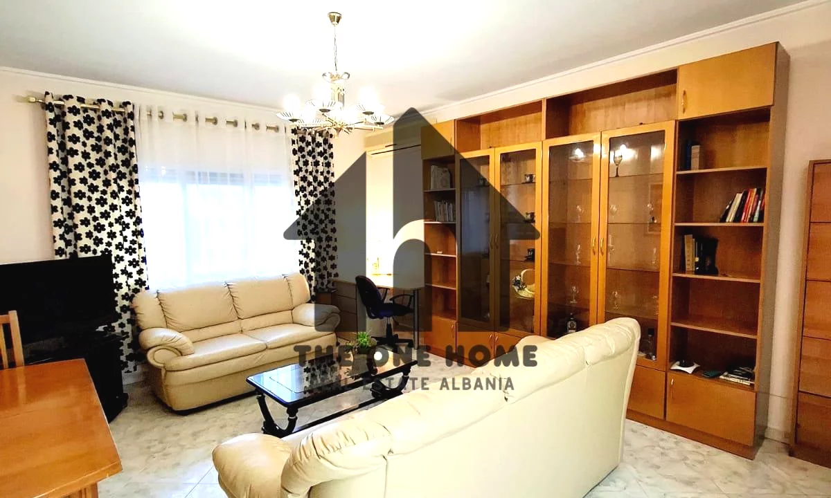 Shtepi me qera Apartament ne Tirane, 1+1, Mobilimi E mobiluar, Pagesa 550  Euro.