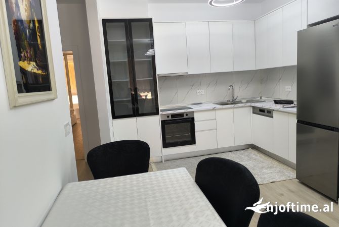 Shtepi me qera 2+1 ne Tirane - 600 Euro