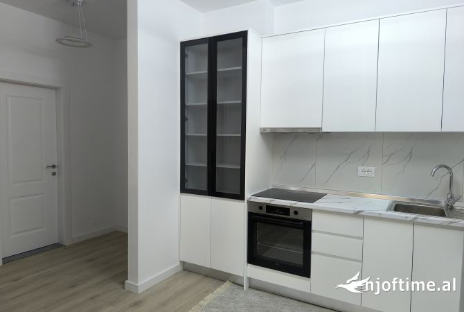 Shtepi me qera 2+1 ne Tirane - 600 Euro