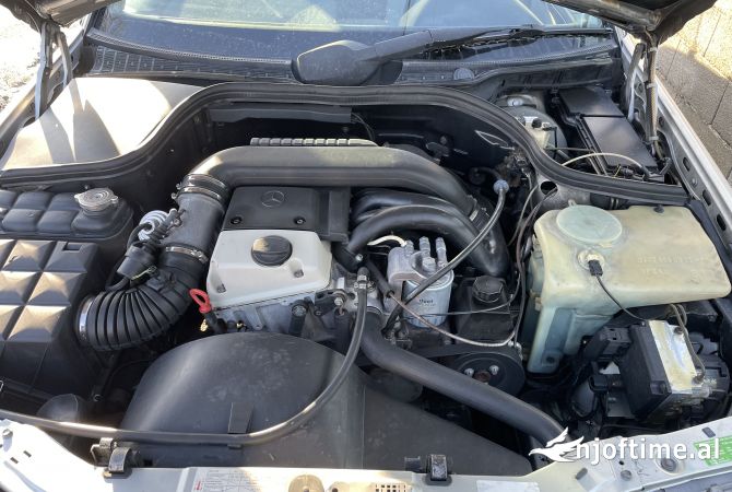 Makina ne shitje ne Durres, Mercedes-Benz, 1997 Diesel,Kambio Manual Pagesa 1,800  Euro.