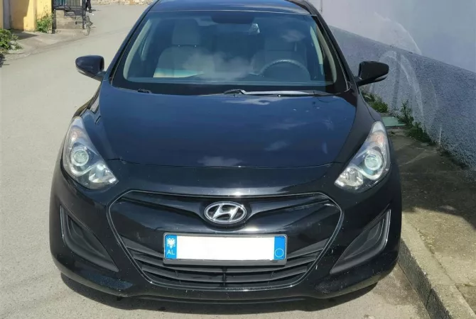 Cars for sale in Tirana - 6,000 Euro
