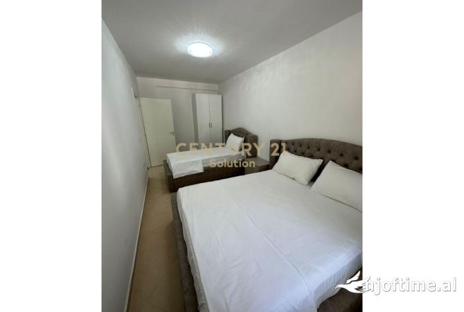 Shtepi ne shitje Apartament ne Lezhe, 1+1, Mobilimi E mobiluar, Pagesa 65,000  Euro.