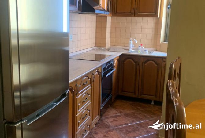 Shtepi me qera 3+1 ne Tirane - 700 Euro