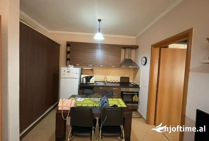 Shtepi ne shitje 1+1 ne Tirane - 148,000 Euro
