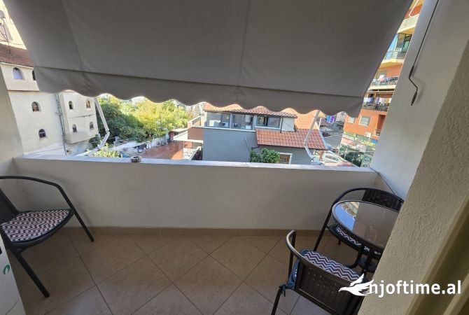 Shtepi ne shitje Apartament ne Tirane, 2+1, Mobilimi E mobiluar, Pagesa 123,000  Euro.