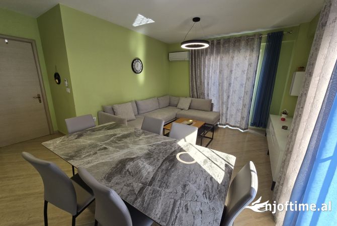 Shtepi me qera 2+1 ne Tirane - 700 Euro