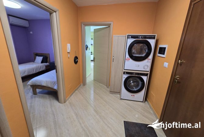 Shtepi me qera Apartament ne Tirane, 2+1, Mobilimi E mobiluar, Pagesa 700  Euro.