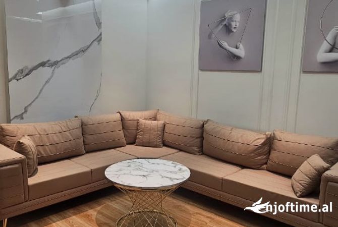 Shtepi me qera 1+1 ne Tirane - 700 Euro