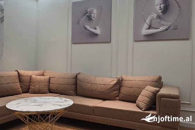 Shtepi me qera 1+1 ne Tirane - 700 Euro