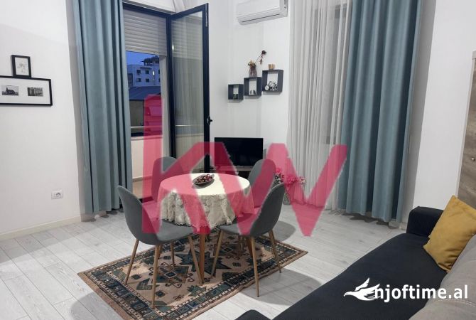 Shtepi me qera 1+1 ne Durres - 400 Euro