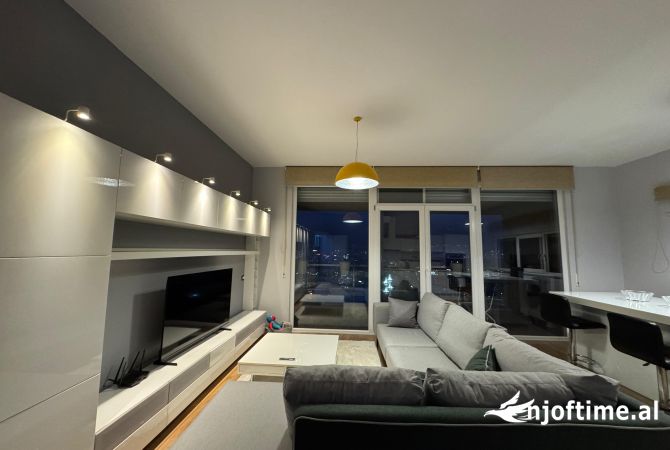 Shtepi me qera Apartament ne Tirane, 2+1, Mobilimi E mobiluar, Pagesa 800  Euro.