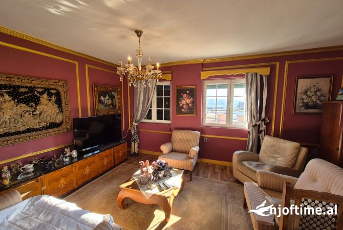 Shtepi ne shitje 1+1 ne Tirane - 172,000 Euro