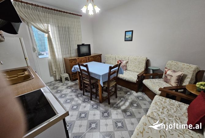Shtepi me qera 2+1 ne Tirane - 500 Euro