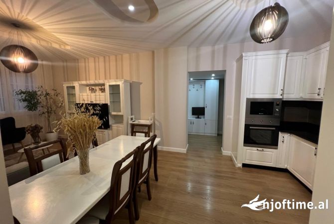 Shtepi ne shitje 2+1 ne Tirane - 165,000 Euro