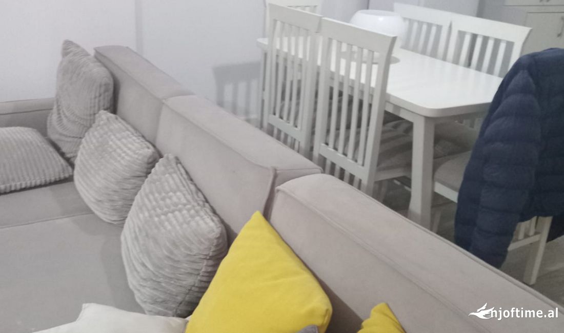 Shtepi me qera Apartament ne Tirane, 2+1, Mobilimi E mobiluar, Pagesa 600  Euro.