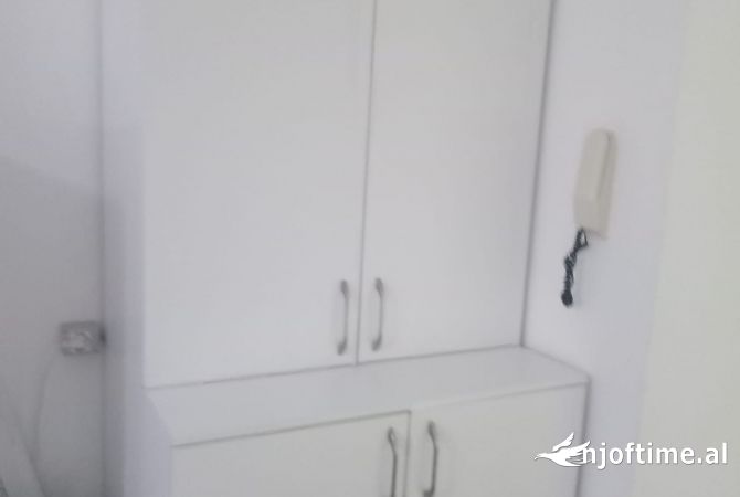 Shtepi me qera Apartament ne Tirane, 2+1, Mobilimi E mobiluar, Pagesa 600  Euro.