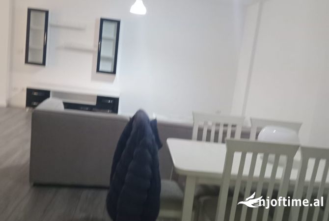 Shtepi me qera 2+1 ne Tirane - 600 Euro