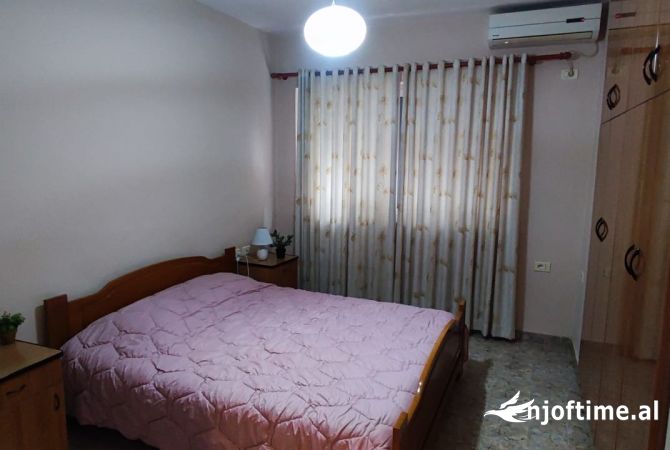 Shtepi me qera 1+1 ne Tirane - 500 Euro