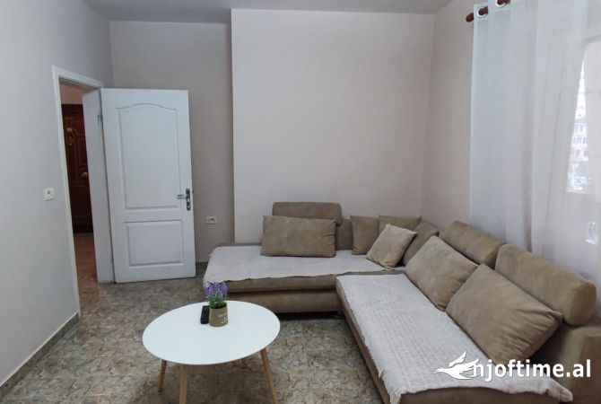 Shtepi me qera 1+1 ne Tirane - 500 Euro