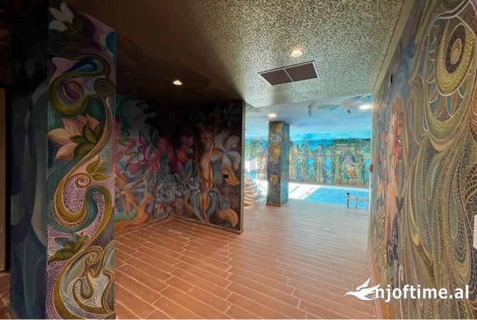 Ambient biznesi me qera 3+1 ne Tirane - 4,000 Euro