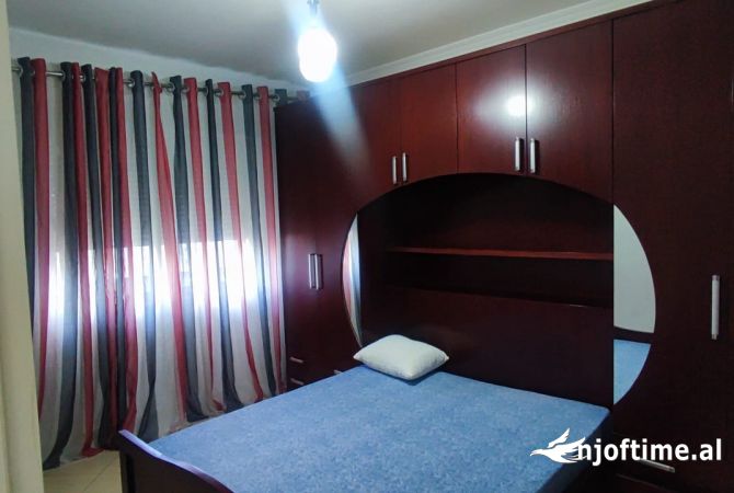 Shtepi me qera 2+1 ne Tirane - 450 Euro
