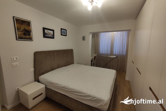 Shtepi me qera 2+1 ne Tirane - 800 Euro
