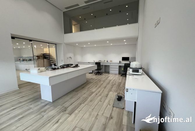 Shtepi ne shitje 2+1 ne Tirane - 280,000 Euro