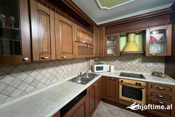 Shtepi me qera 1+1 ne Tirane - 55,000 Leke