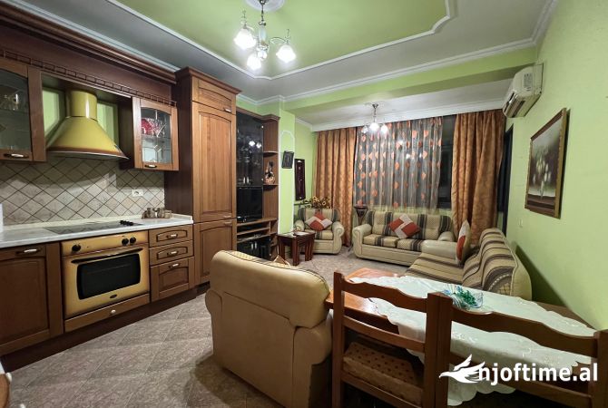 Shtepi me qera 1+1 ne Tirane - 55,000 Leke