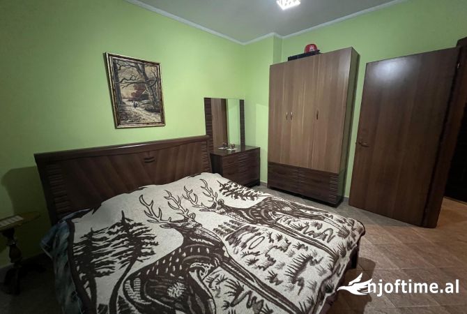 Shtepi me qera Apartament ne Tirane, 1+1, Mobilimi E mobiluar, Pagesa 55,000  Leke.
