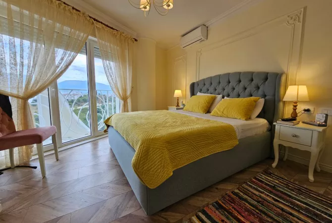 Shtepi me qera 2+1 ne Tirane - 1,000 Euro