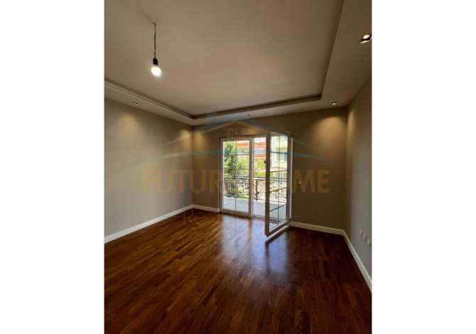 Shtepi ne shitje 4+1 ne Tirane - 700,000 Euro