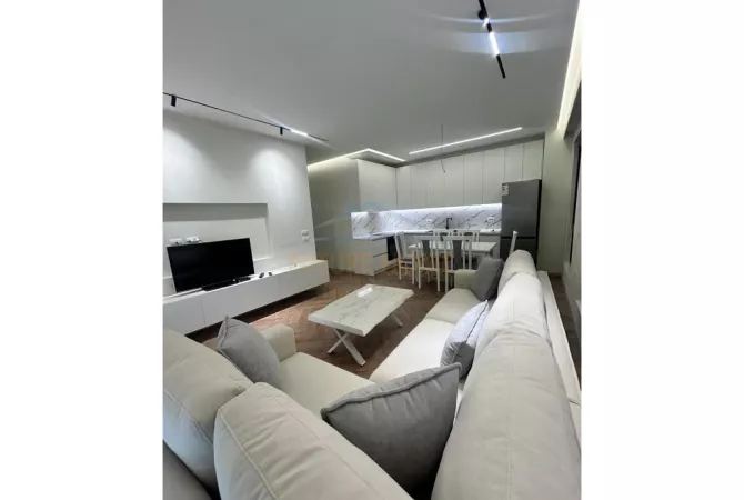 House for Rent 2+1 in Tirana - 800 Euro