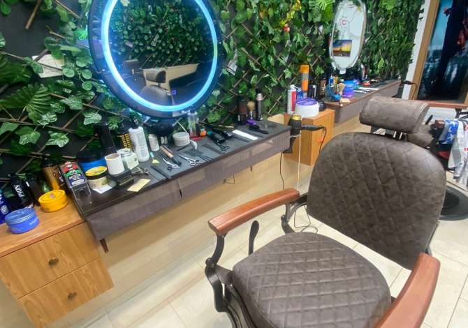 Marketplace for Business Brokers 6+1 in Tirana - 4,800 Euro