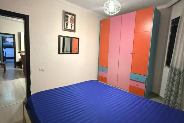 Shtepi me qera 2+1 ne Tirane - 4,000 Euro