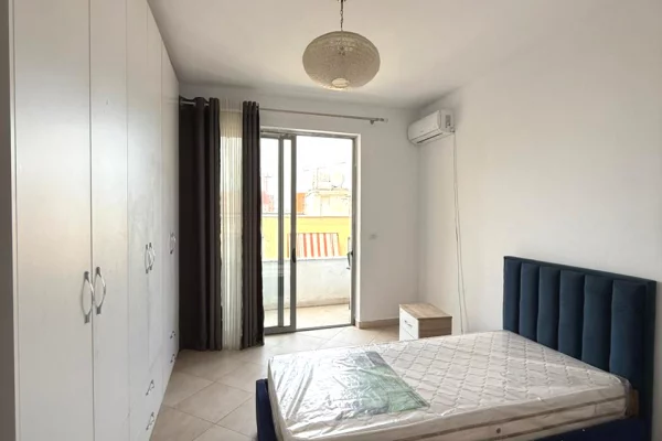 Appartamento in affitto a Tirana 3+1, Arredato