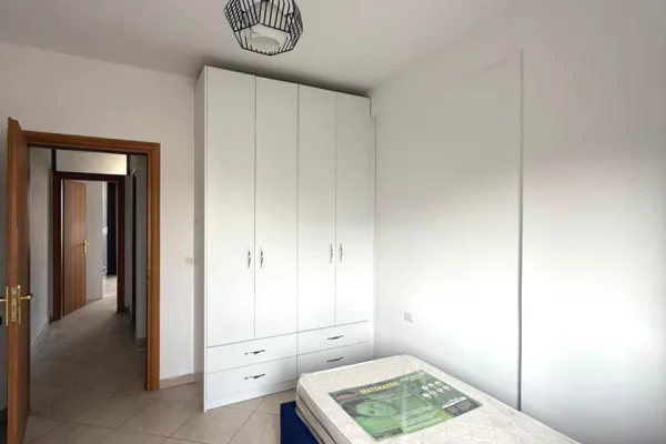 Casa in affitto 3+1 a Tirana - 65,000 Leke