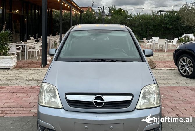 Makina ne shitje ne Durres - 2,200 Euro