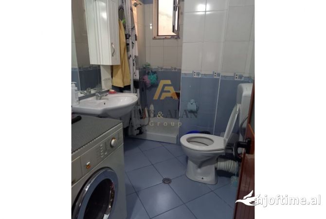 Shtepi me qera 1+1 ne Tirane - 450 Euro