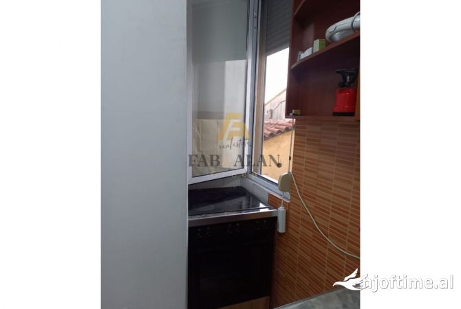 Shtepi me qera 1+1 ne Tirane - 450 Euro
