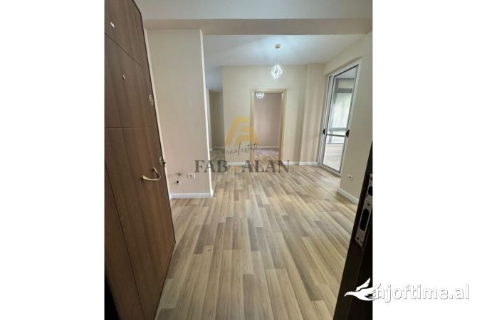 Shtepi ne shitje 2+1 ne Tirane - 125,000 Euro