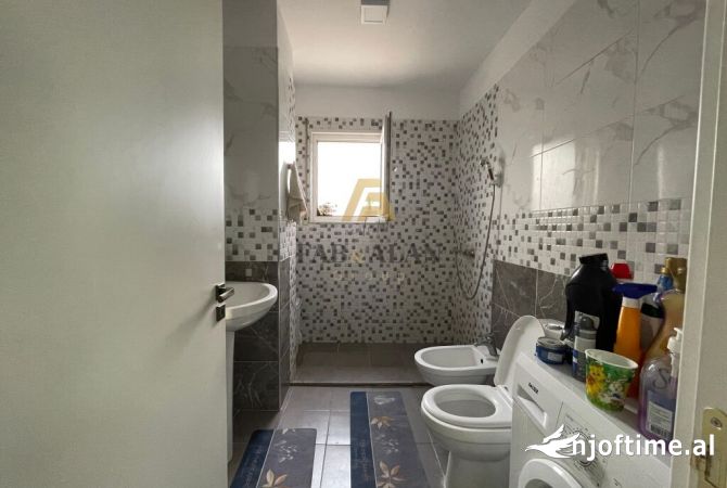 Shtepi ne shitje 2+1 ne Tirane - 155,000 Euro