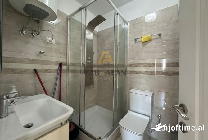 Shtepi me qera 2+1 ne Tirane - 800 Euro