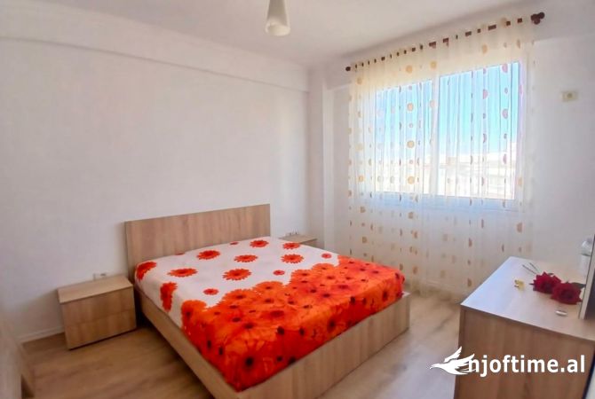 Shtepi ne shitje 1+1 ne Tirane - 78,000 Euro