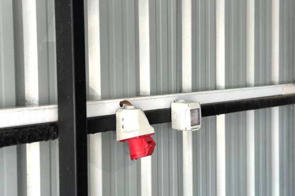 AMBJENT BIZNESI ME QERA