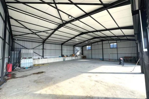 AMBJENT BIZNESI ME QERA