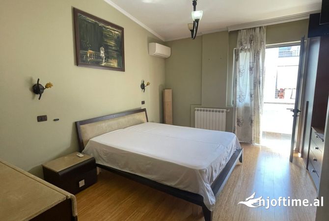 Shtepi me qera 2+1 ne Tirane - 700 Euro